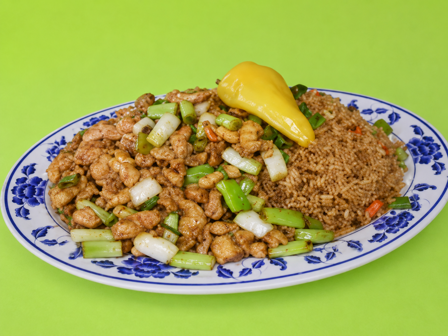 Lunche L: Pollo con Cacahuate